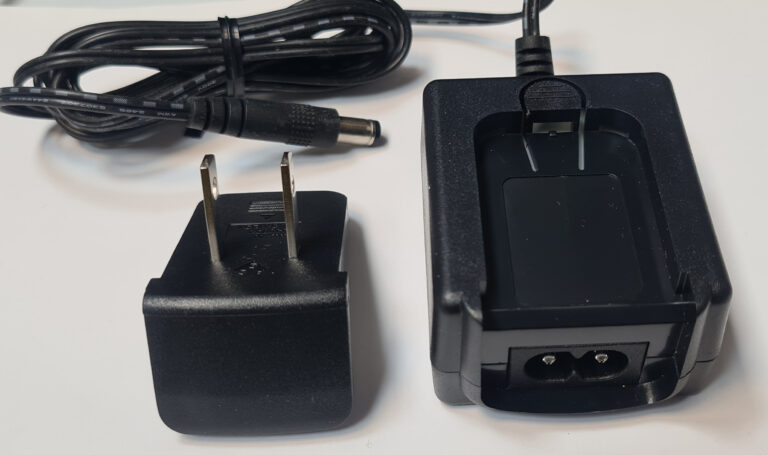 آداپتور 12 ولت 1 آمپر