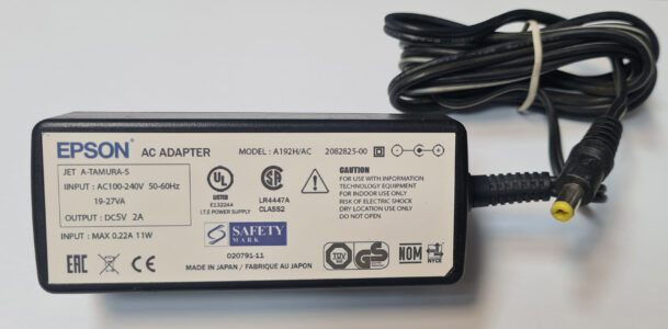 آداپتور 5 ولت 2 آمپر رومیزی